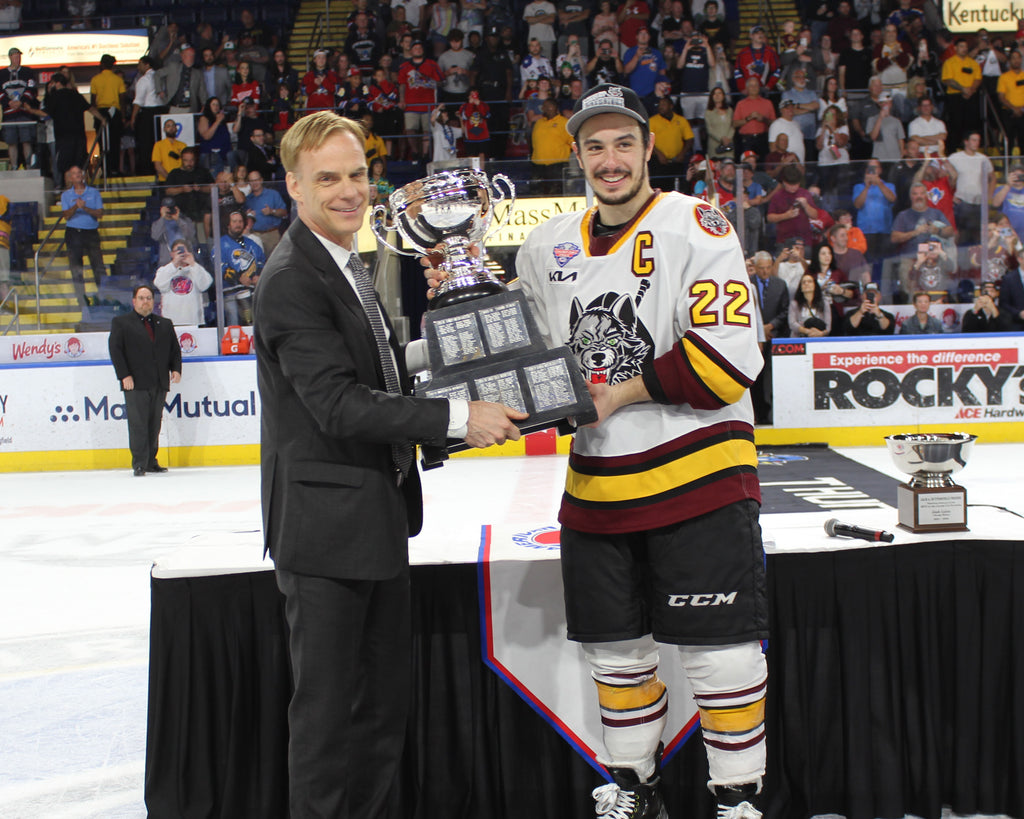 Chicago Wolves 2022 Calder Cup Champions - 8 x 10 Photo of Andrew Poturalski Accepting the Calder Cup